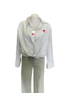 BAHE - Ensemble d'une chemise rouge à rayures avec les coeurs et un top blanc 2