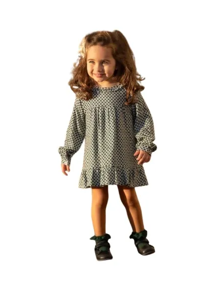 ATIVO - La robe imprimée verte, parfaite pour ajouter une touche de fraîcheur à la garde-robe de votre fille.
